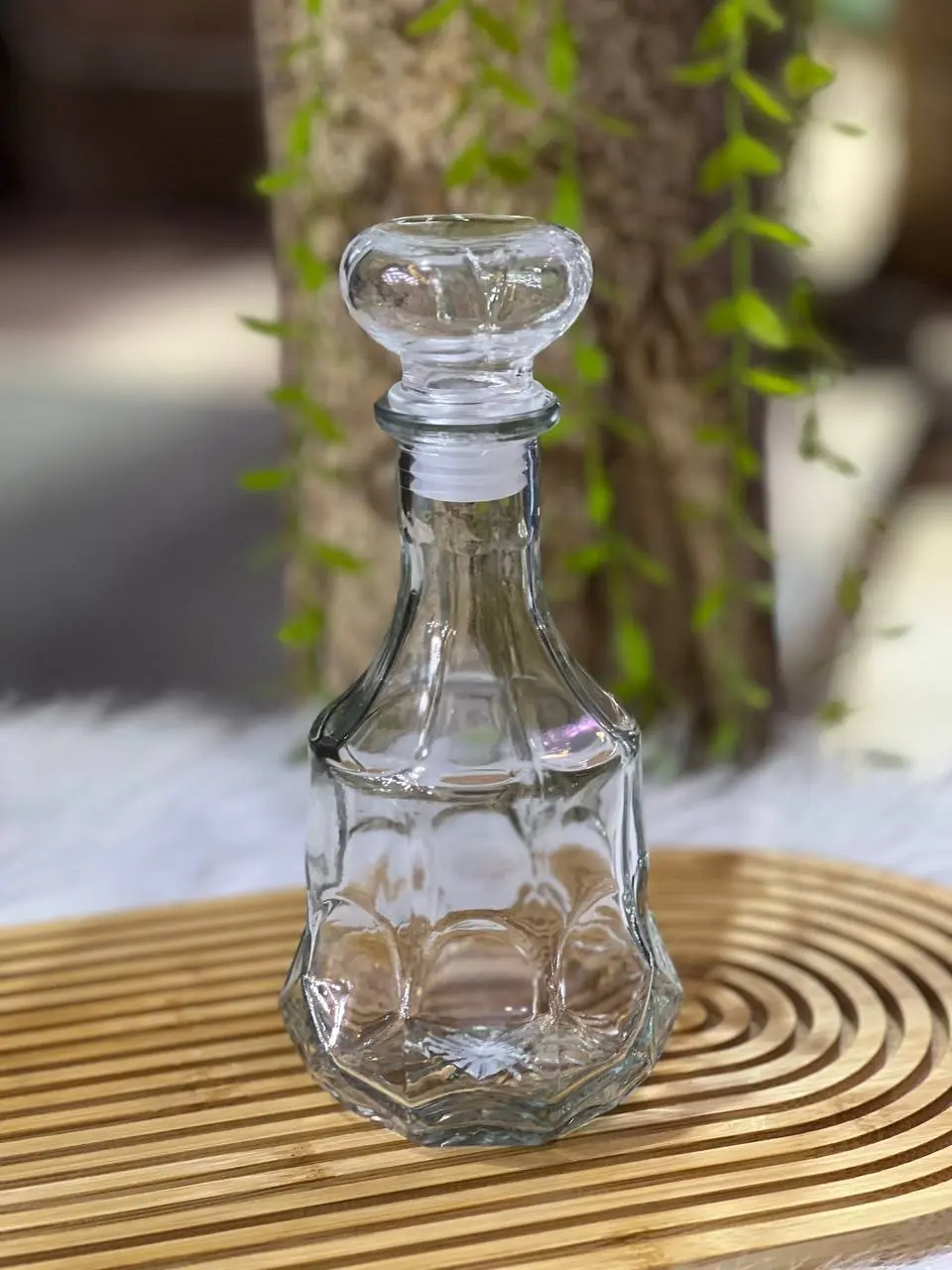 زجاجة قاروره بشكل مميز صورة رقم 3