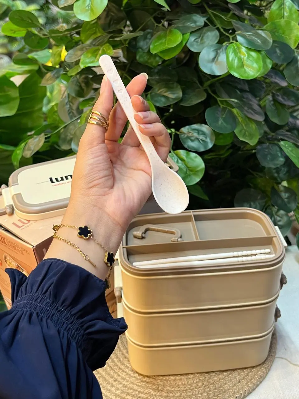 طقم لانش بوكس 3 أدوار  صورة رقم 1